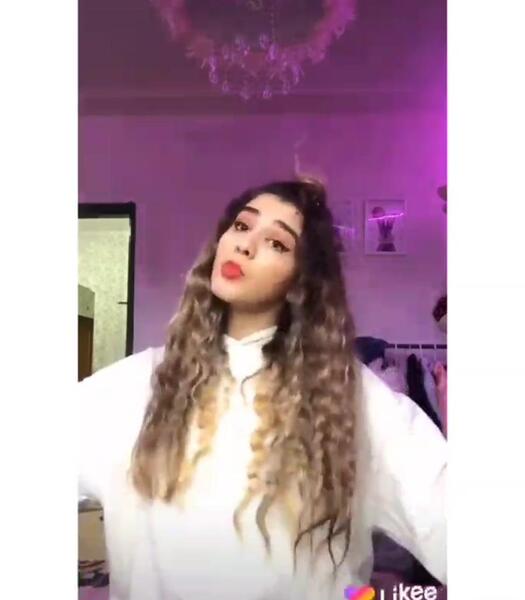 عکس زهرا دنسر در اینستا