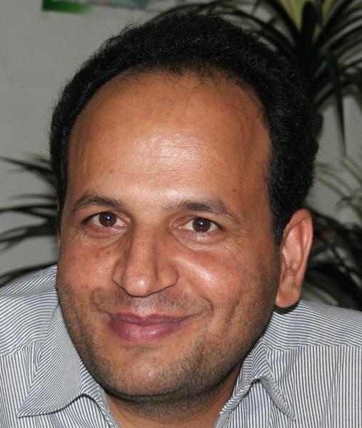 عکس دکتر احمد غنی زاده