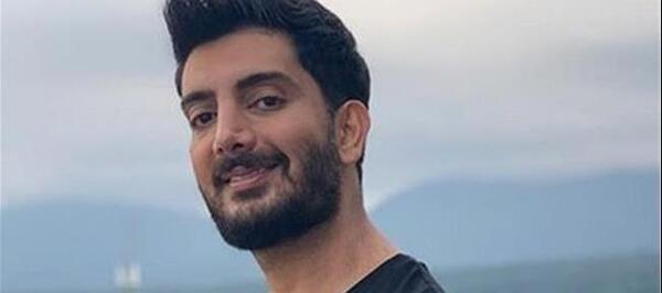 عکس پارسا پارسا در ملکه گدایان