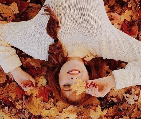 عکس ژست دخترانه پاییزی