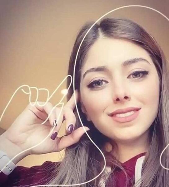 ژست عکس دونفره عاشقانه سلفی