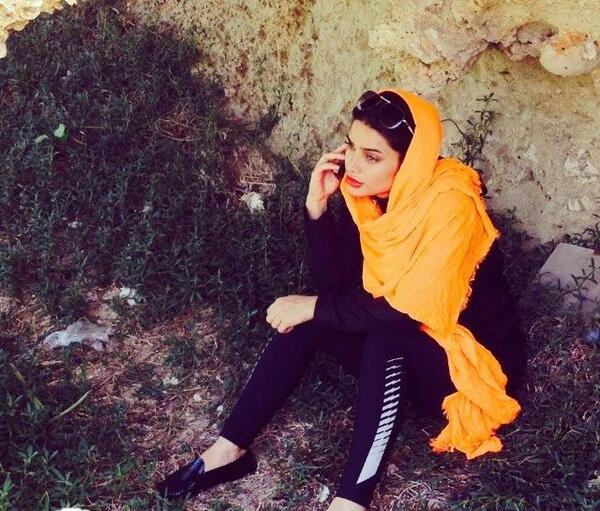 عکس کودکی تینا آخوندتبار