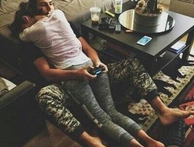 عکس دونفره عاشقانه در حال بوسیدن