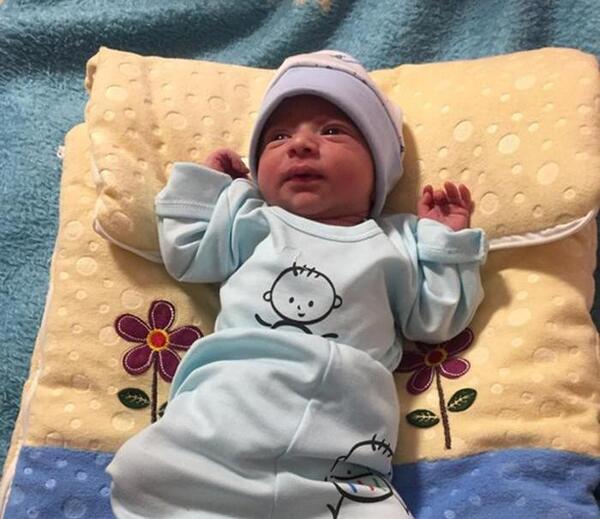 عکس نوزاد یک روزه دختر