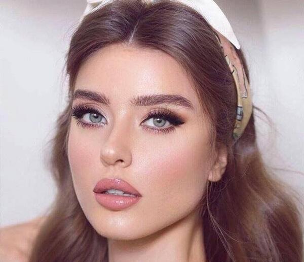 عکس شیرین محبت بدون ارایش