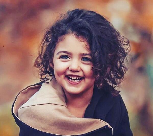 عکس لبخند زیبای دخترانه