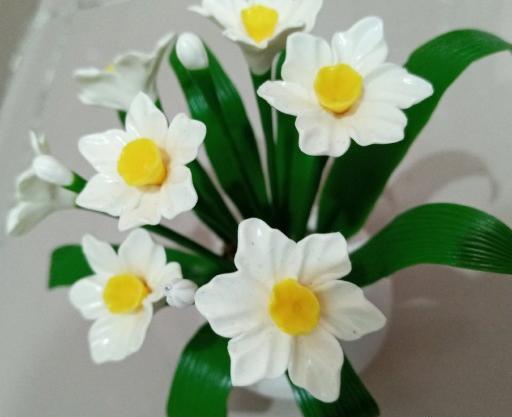 عکس گل نرگس با خمیر چینی