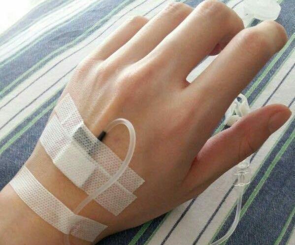 عکس استوری سرم دست