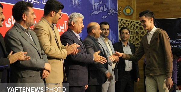 عکس بهزاد مومنی مقدم