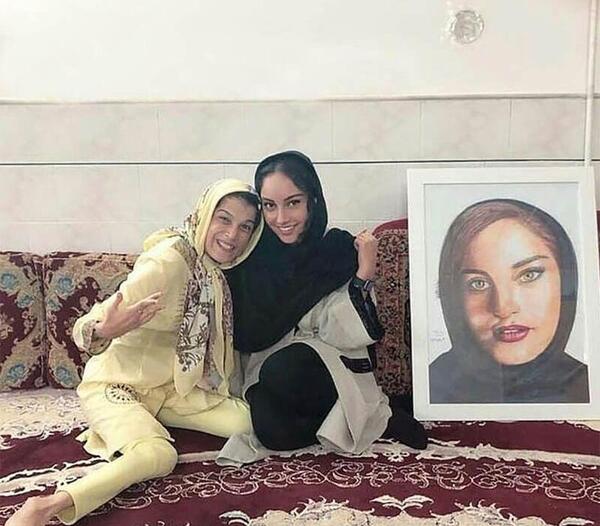 عکس پرتره ترلان پروانه