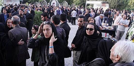 عکس های فوت پدر نیوشا ضیغمی