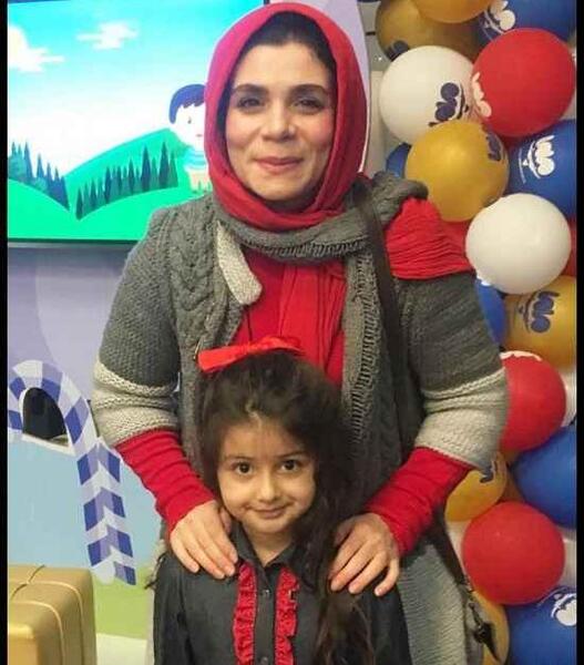 عکس خاله گلی برنامه مل مل