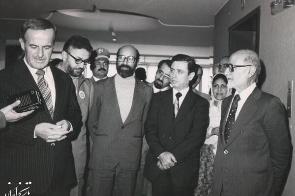 عکس داریوش چمران