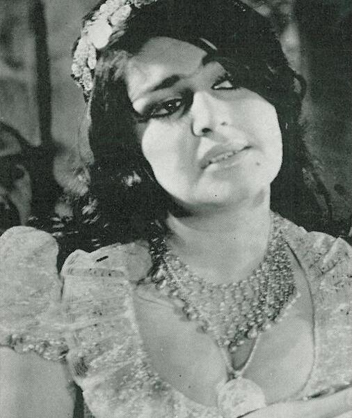 عکس ثریا منوچهری