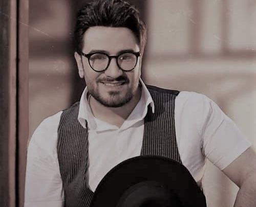 عکس نوشته شنیدم بی نقصی پروانه وار میرقصی