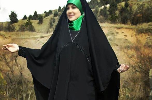 عکس دختر با حجاب چشم رنگی