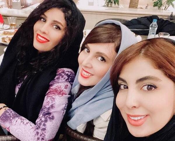 عکس خواهر های لیلا بلوکات