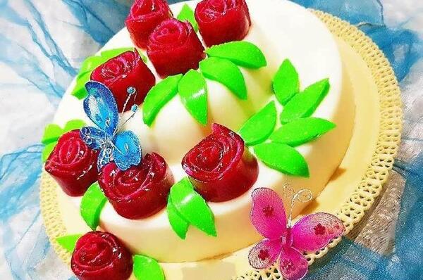عکس ایده برای تزیین ژله تولد