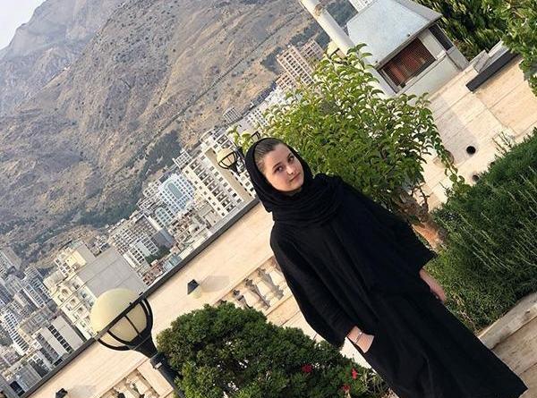 عکس تنهایی نیکا