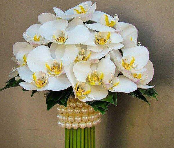 عکس دسته گل عروس با گل نرگس