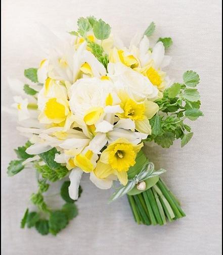 عکس دسته گل عروس با گل نرگس