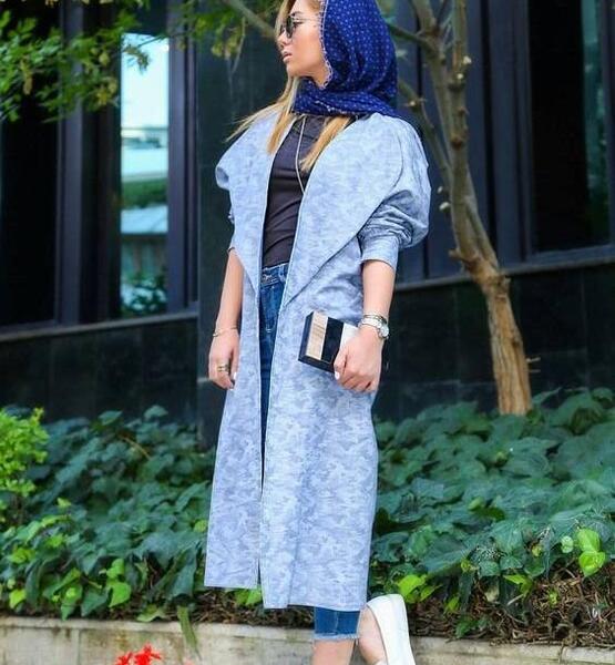 ژست عکس دخترانه بی حجاب