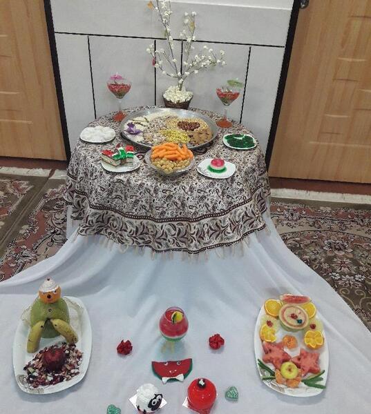 عکس یلدا سه نفره