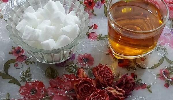 عکس چای زعفرانی