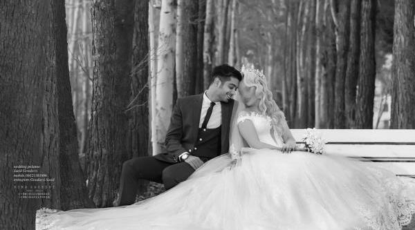 عکس عروس نشسته