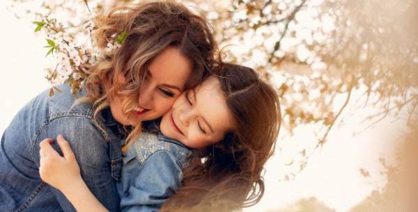 عکس نوشته خاله و خواهرزاده