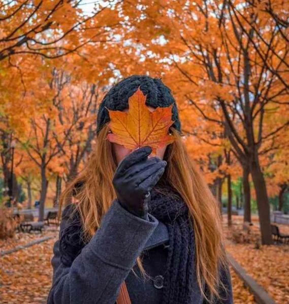 زیباترین عکس دخترانه پاییزی