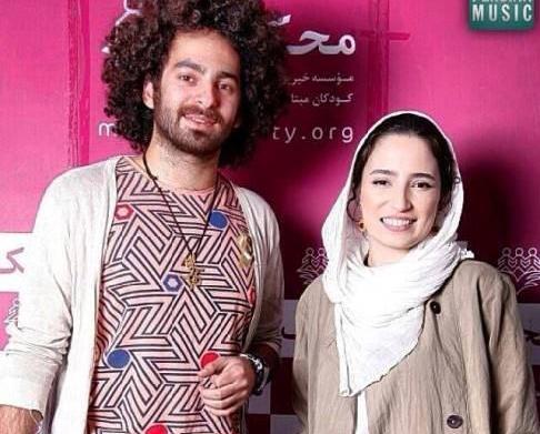 عکس طلا خواننده