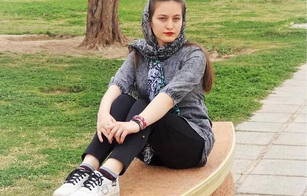 عکس اراد در حصارتنهایی من