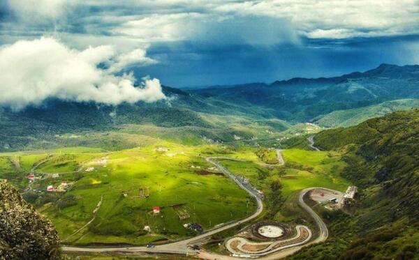 عکس هوایی گردنه حیران
