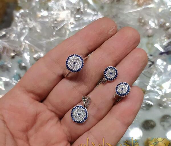عکس کریشی انگشتر