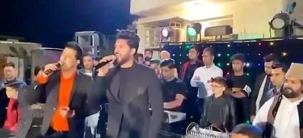 عکس پویا پاسلار و همسرش