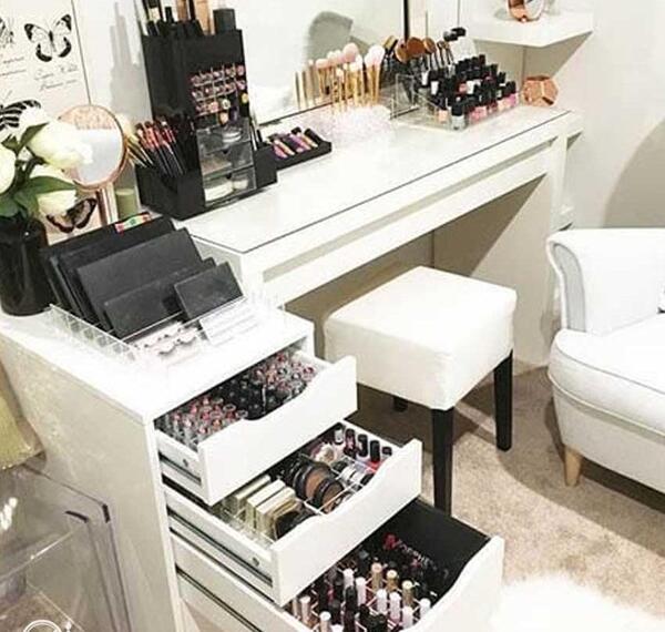 عکس ایده برای چیدمان میز ارایش