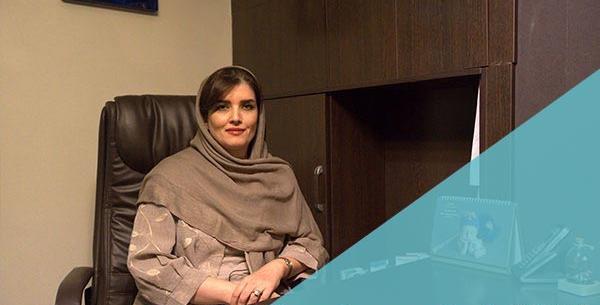عکس دکتر صدیقه اخوان طبیب