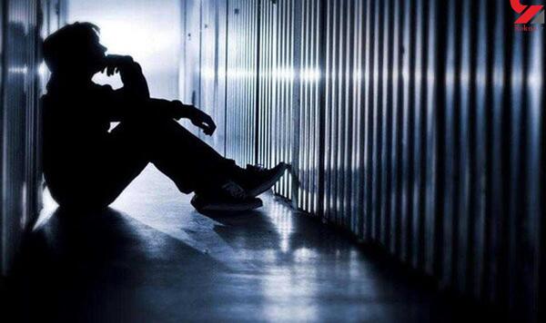 عکس مرد افسرده