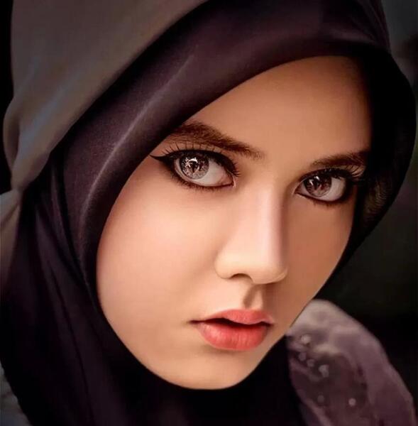 عکس زن با حجاب زیبا