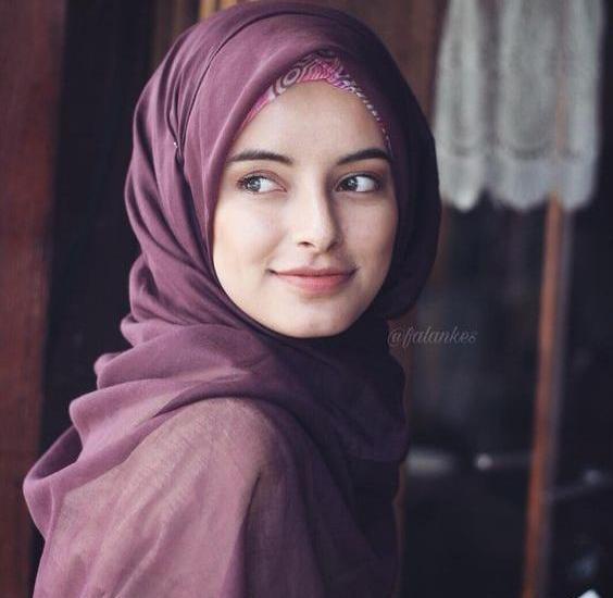 عکس زن با حجاب زیبا