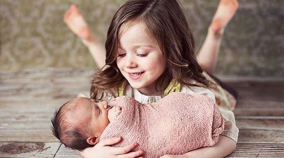 عکس ایده ژست عکس خواهر برادری