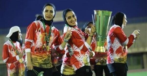 عکس دخترانه قهرمان