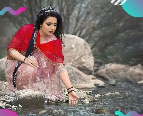 ژست عکس دخترونه برای پروفایل