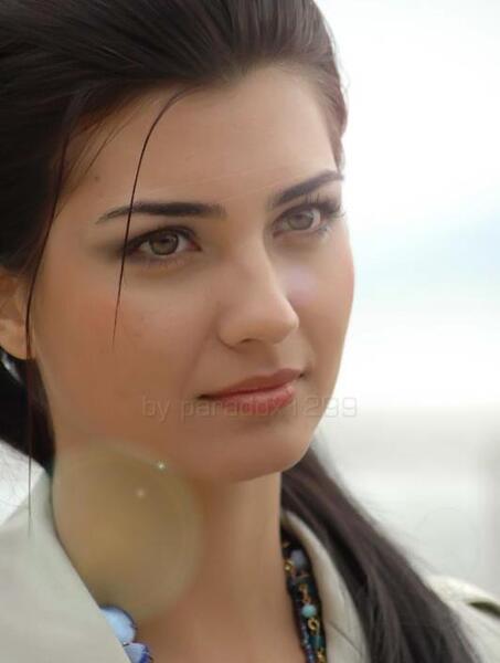 عکسهای طوبا بازیگر ترکیه ای