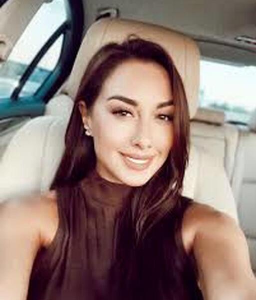 عکس صدف طاهریان قبل از کشف حجاب