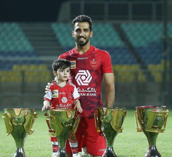 عکس پسر پرسپولیسی