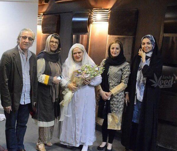عکس آزاده نامداری با لباس عروس