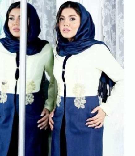 عکس مدل مانتو اسپرت آبی کاربنی