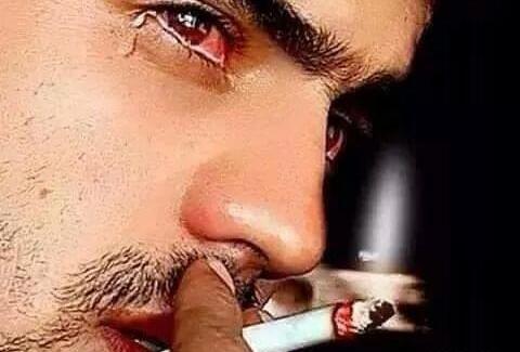 عکس گریه مرد با سیگار